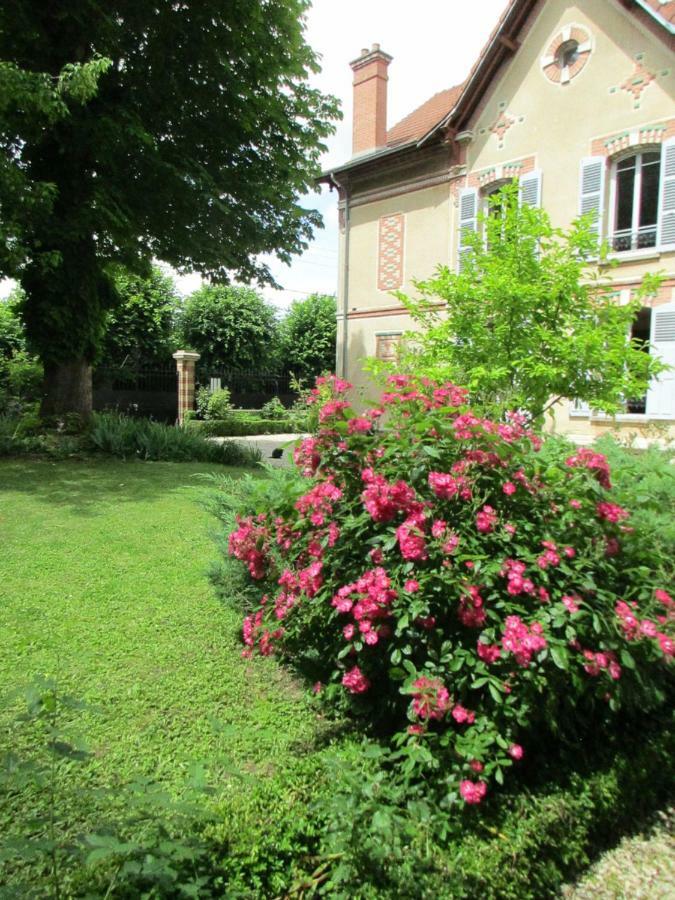 Villa Maziere de St Loup Courlon-sur-Yonne Eksteriør billede